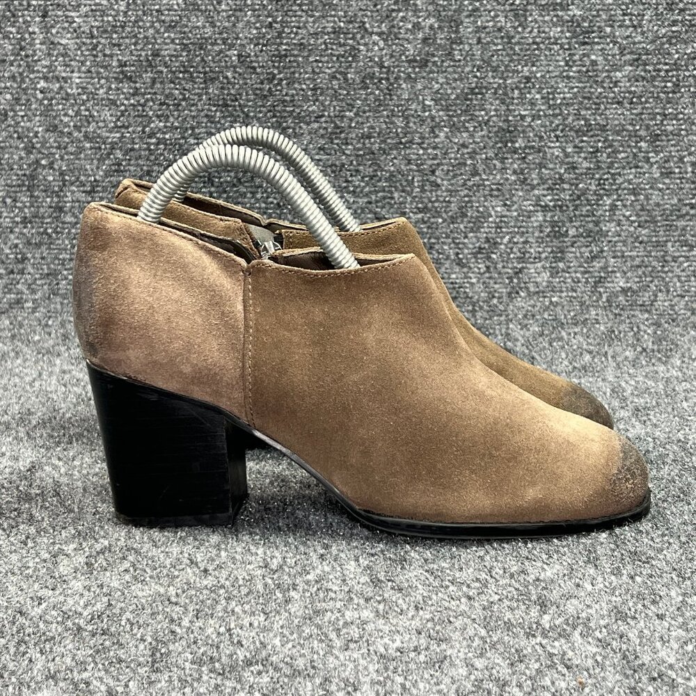 Clarks Narrative Othea Ada‎ Ankle Booties Women's Size 7.5 Khaki Suede Burnished